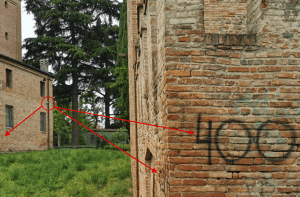 Rocca Bentivoglio sculture e danneggiamenti